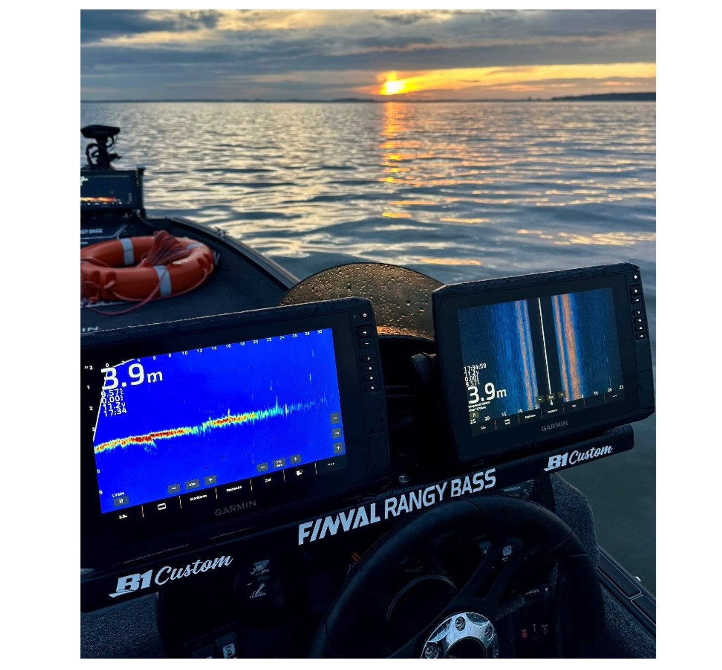 GARMIN ECHOMAP™ Ultra 2 102sv Kartenplotter mit GT56UHD-TM Geber